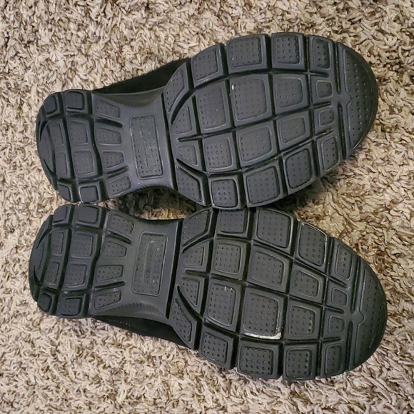 $3 w purchase/ Sketchers Relaxed Fit Clog 7 GUC - Picture 5 of 13